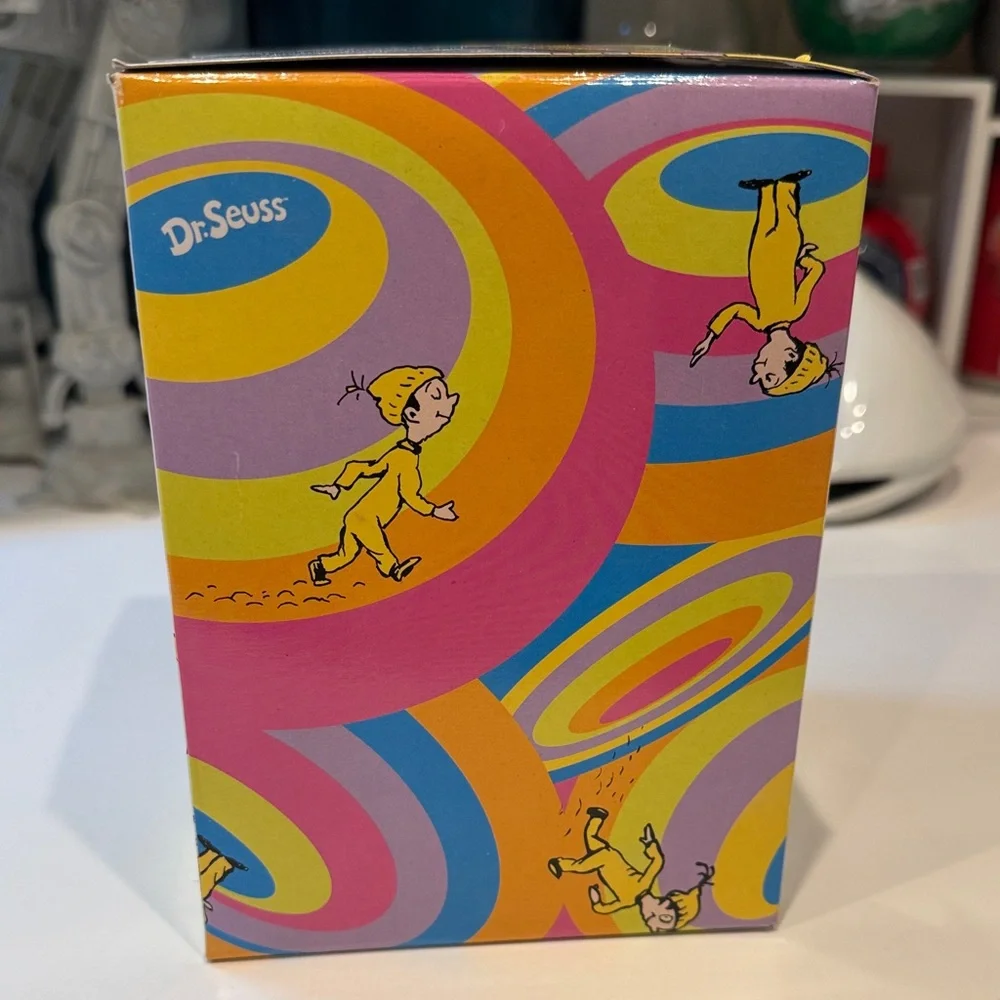 Dr. Seuss Musical Water Globe Oh! The Places You’ll Go Mint In Box